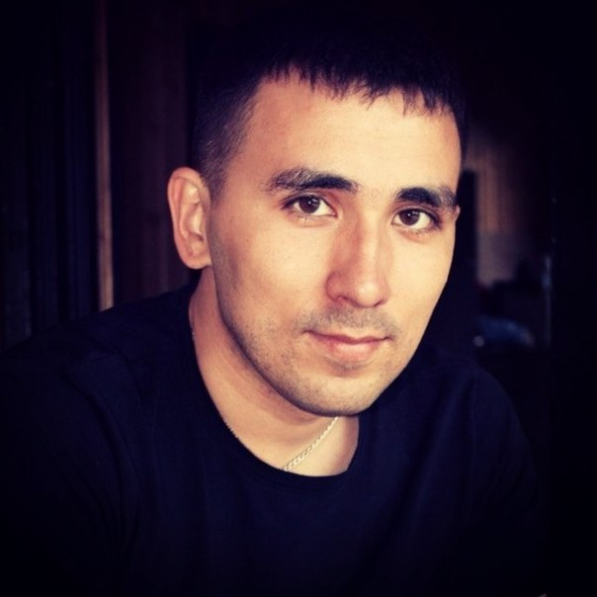 Динар Хусаинов