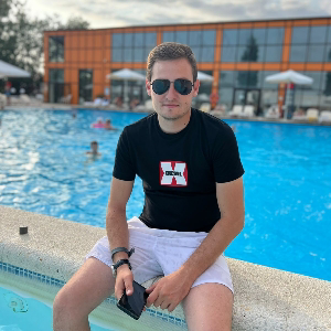 Андрей Кучеренко | Сетка — социальная сеть от hh.ru