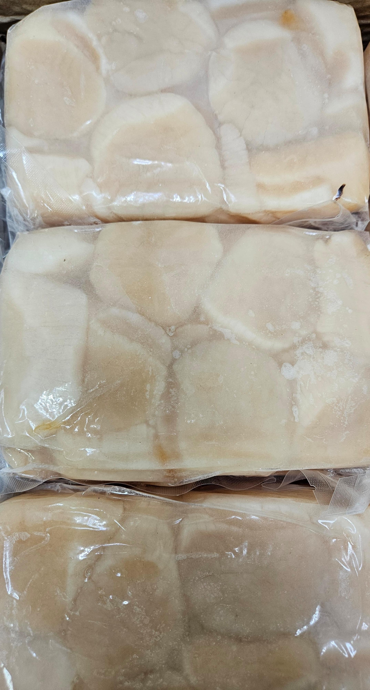 История продолжается:)
Полет прошёл успешно, все 13 часов я боялся что продукты пропадут 🫤
По приезду домой , даже не разувался , переживал что все пропало, открываю ящики снимаю пленку , беру первую ... | Сетка — социальная сеть от hh.ru