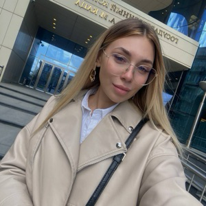 Влада Трапезникова