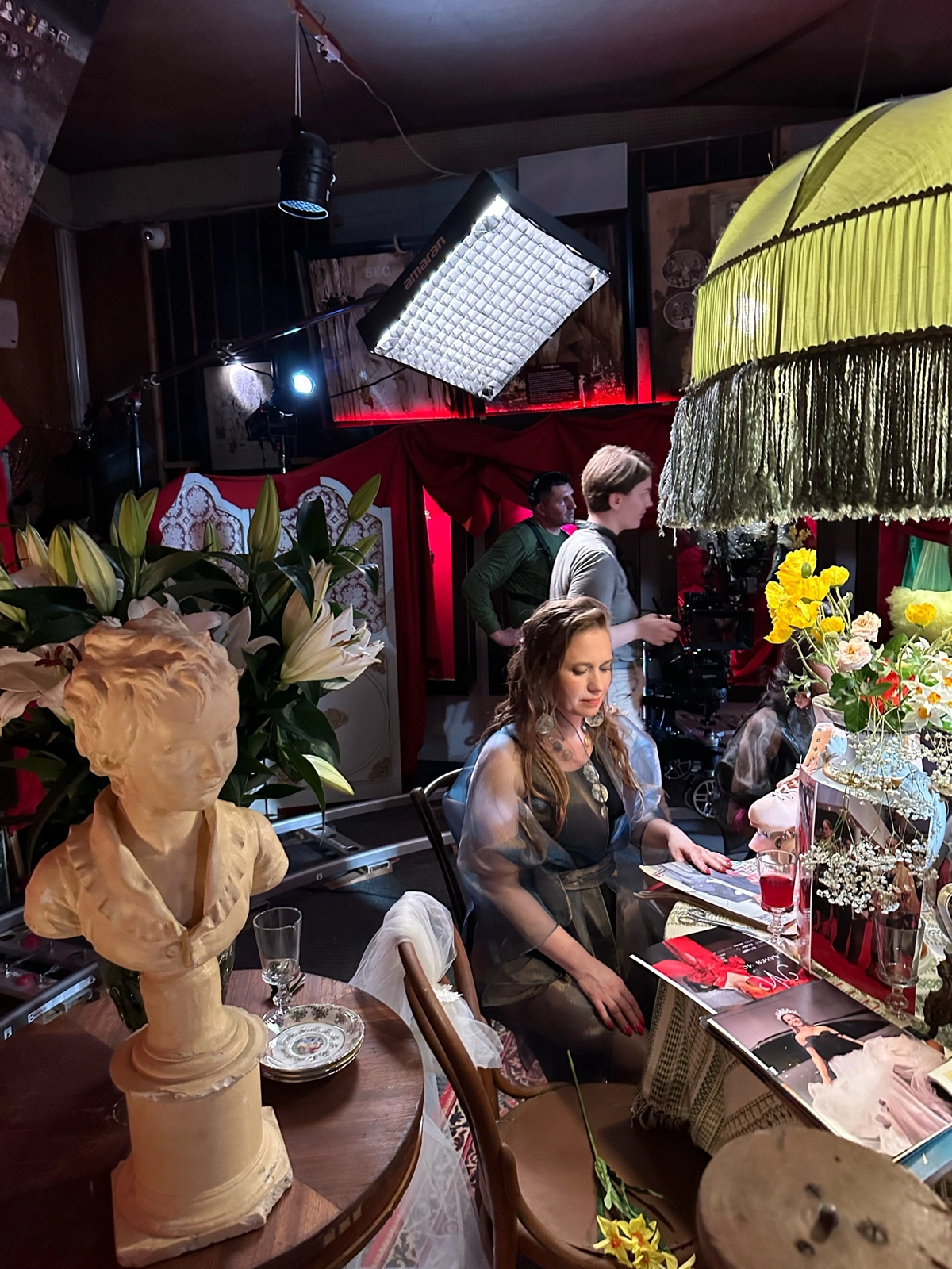 Камера, мотор, начали!
Знаете, что самое захватывающее в мире кино? Момент, когда идея превращается в реальность прямо на ваших глазах | Сетка — социальная сеть от hh.ru