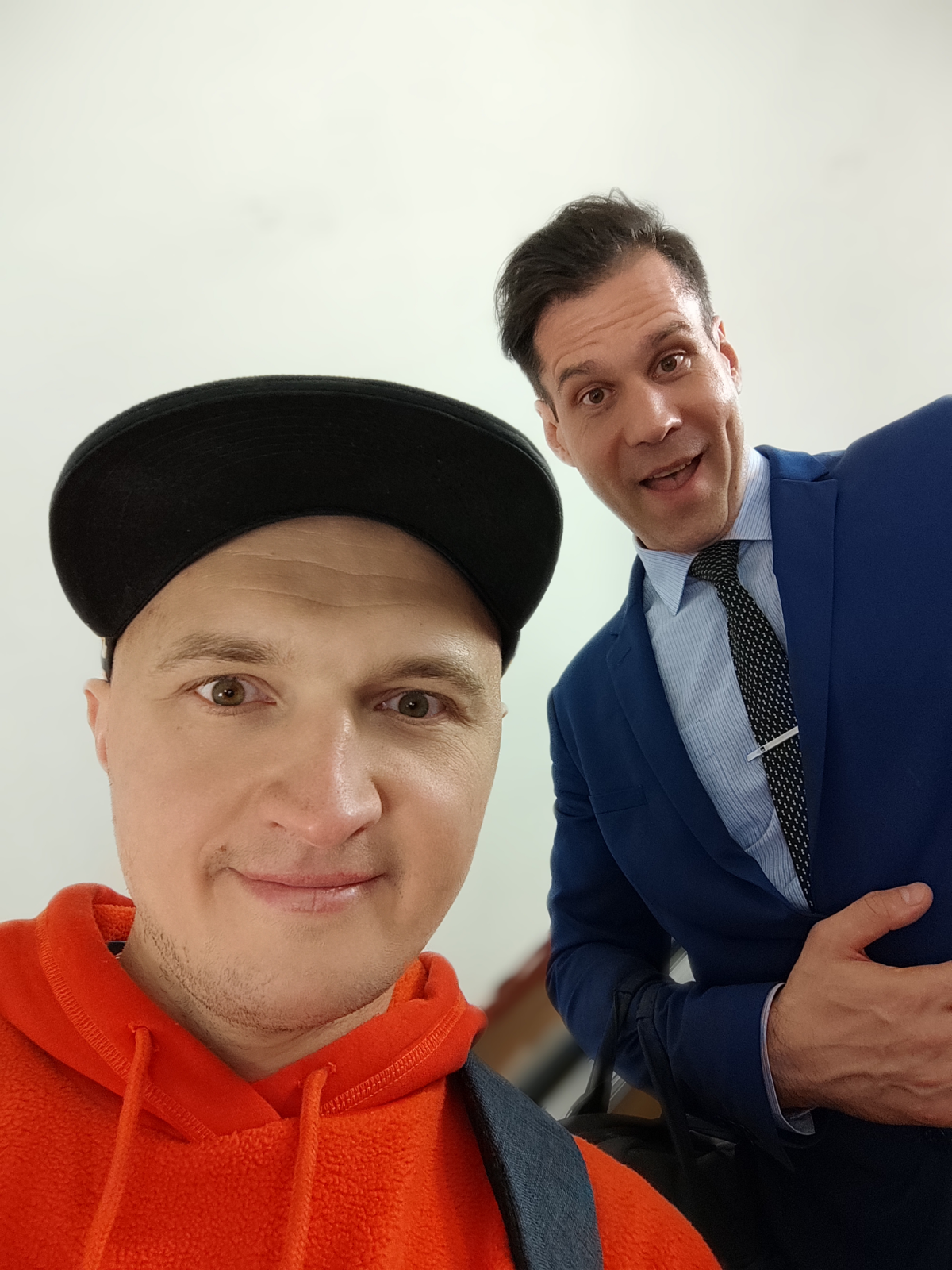 Ищем сценариста для создания фильма.
Опыт важен.  
Стучитесь
В телеграм
Сценаристы. Режиссеры. Продюсеры. Кастинги. Новости кино. https://t | Сетка — социальная сеть от hh.ru