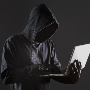 Максим Akademik