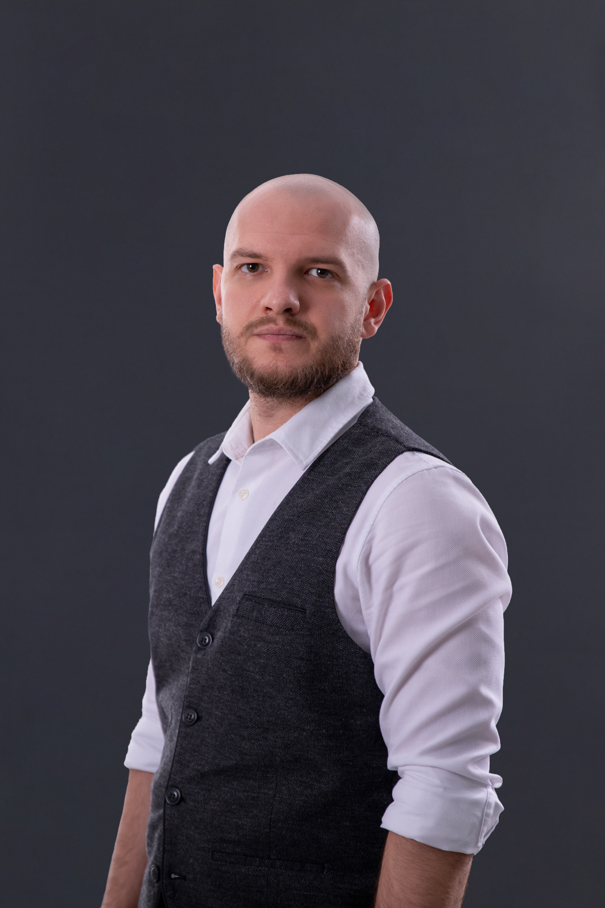 Александр Уколов