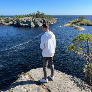 Даниил Лукашин