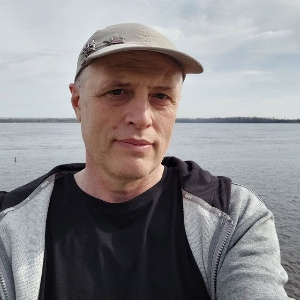 Александр Дубровин