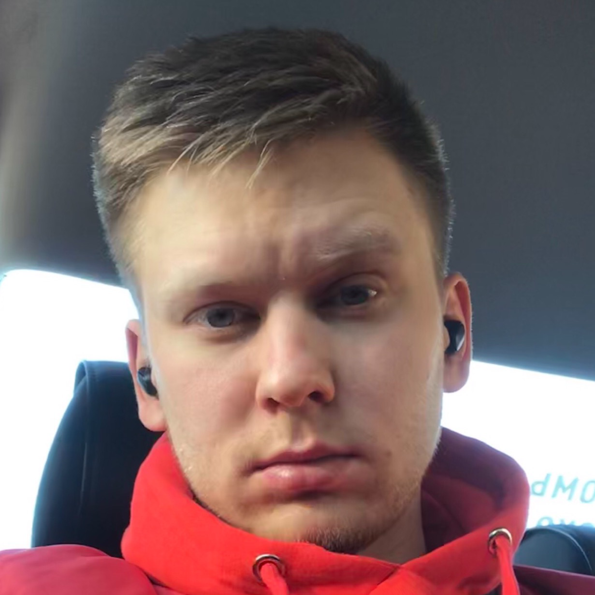 Павел Карташов