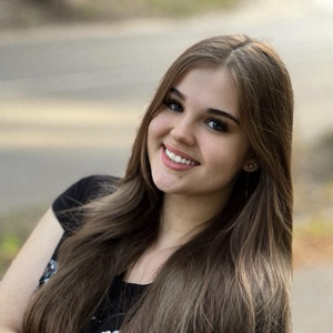 Ангелина Белоусова