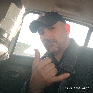 Александр Резников