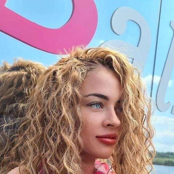 Евгения Суворова