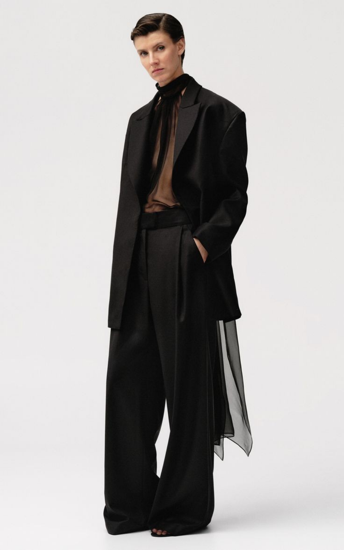 Идеи образов для корпоратива в стиле офискор
#СтилистВсмартфоне
#онлайнстилист | Сетка — социальная сеть от hh.ru