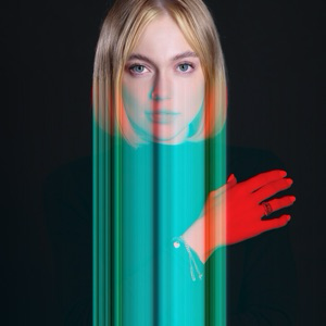 Тина Наруцкая