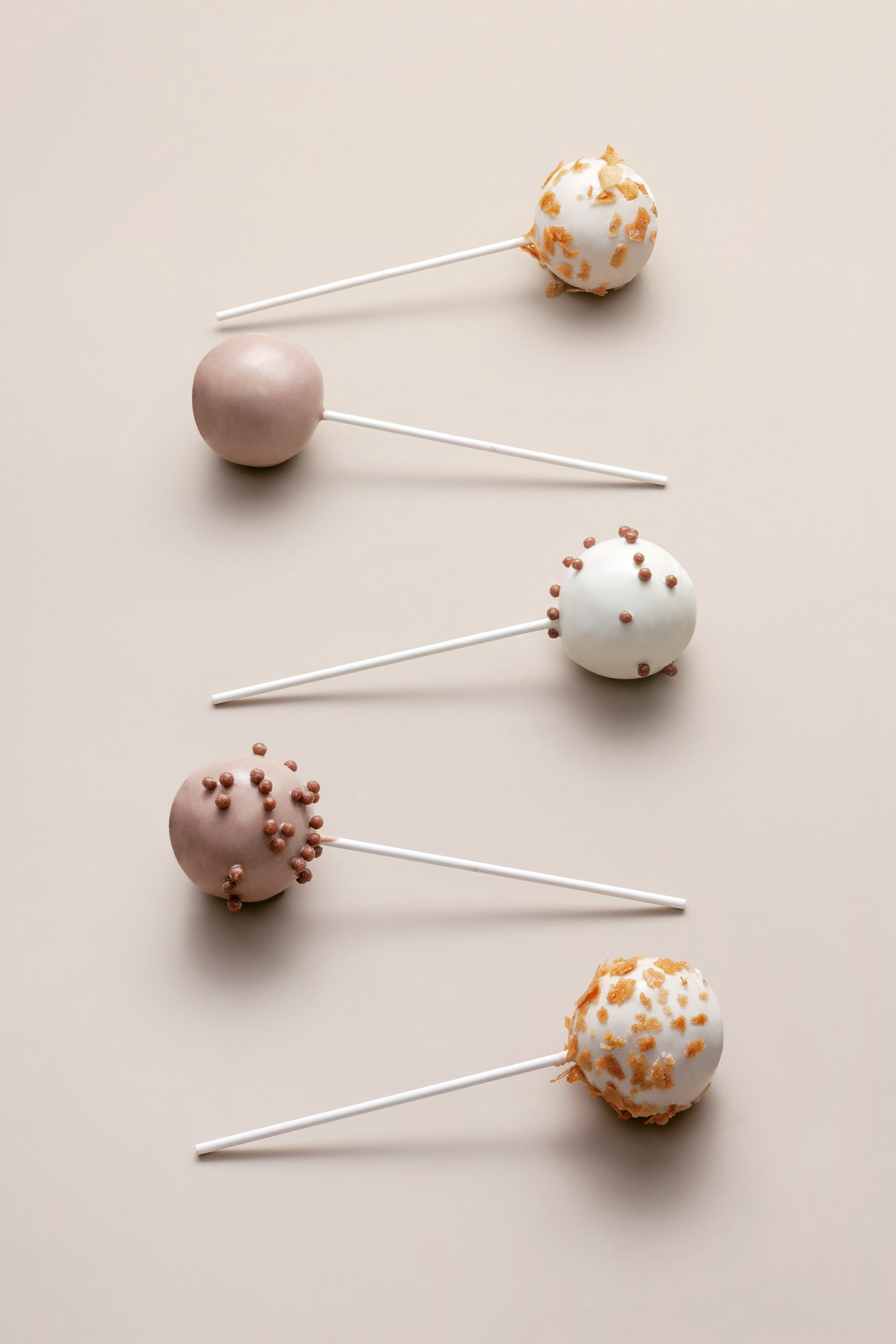 Предметная съёмка тортов и пирожных для интернет-магазина или съёмка для маркетплейсов любого формата — каталожная съёмка, рекламная, имиджевая, контент для соцсетей и меню баров и ресторанов | Сетка — социальная сеть от hh.ru