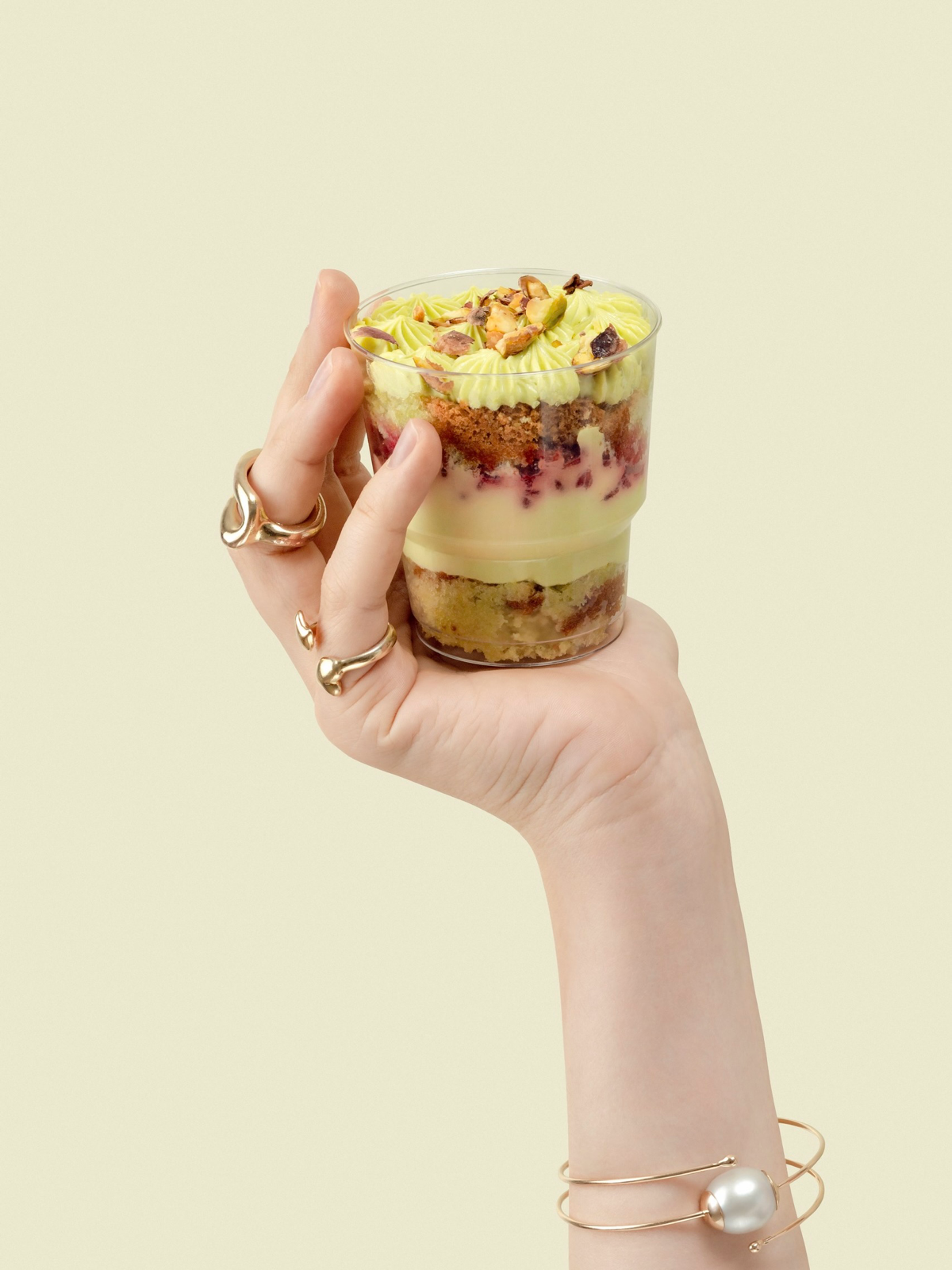 Предметная съёмка тортов и пирожных для интернет-магазина или съёмка для маркетплейсов любого формата — каталожная съёмка, рекламная, имиджевая, контент для соцсетей и меню баров и ресторанов | Сетка — социальная сеть от hh.ru