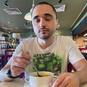 Виталий Иващенко