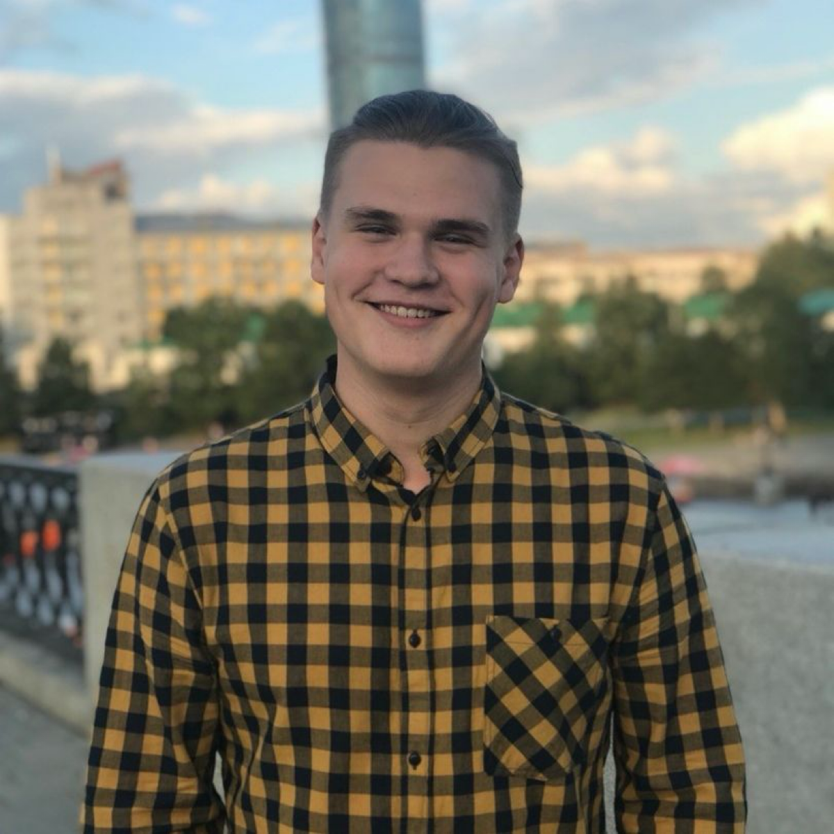 Иван Карсканов | Сетка — социальная сеть от hh.ru