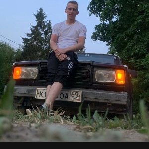 Антон Харитонов