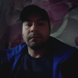 Азиз Каримов