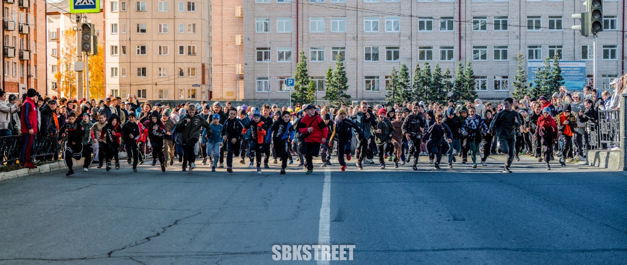 - в хорошем качестве в комментариях
❤️ sbkstreet | 🔵дать буст каналу | Сетка — социальная сеть от hh.ru