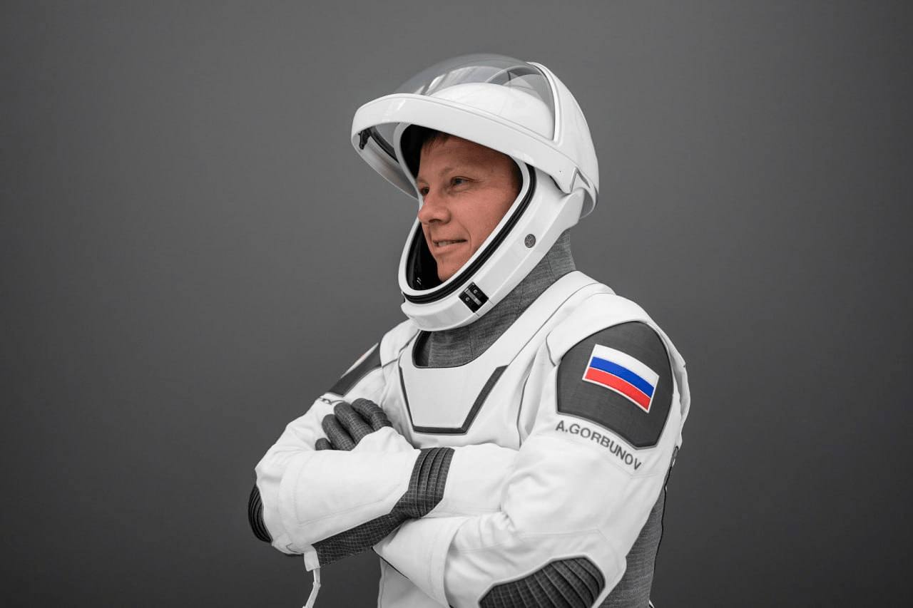 Корабль Crew Dragon американской компании SpaceX с российским космонавтом Александром Горбуновым в составе экипажа Crew-9 пристыковался к Международной космической станции | Сетка — социальная сеть от hh.ru