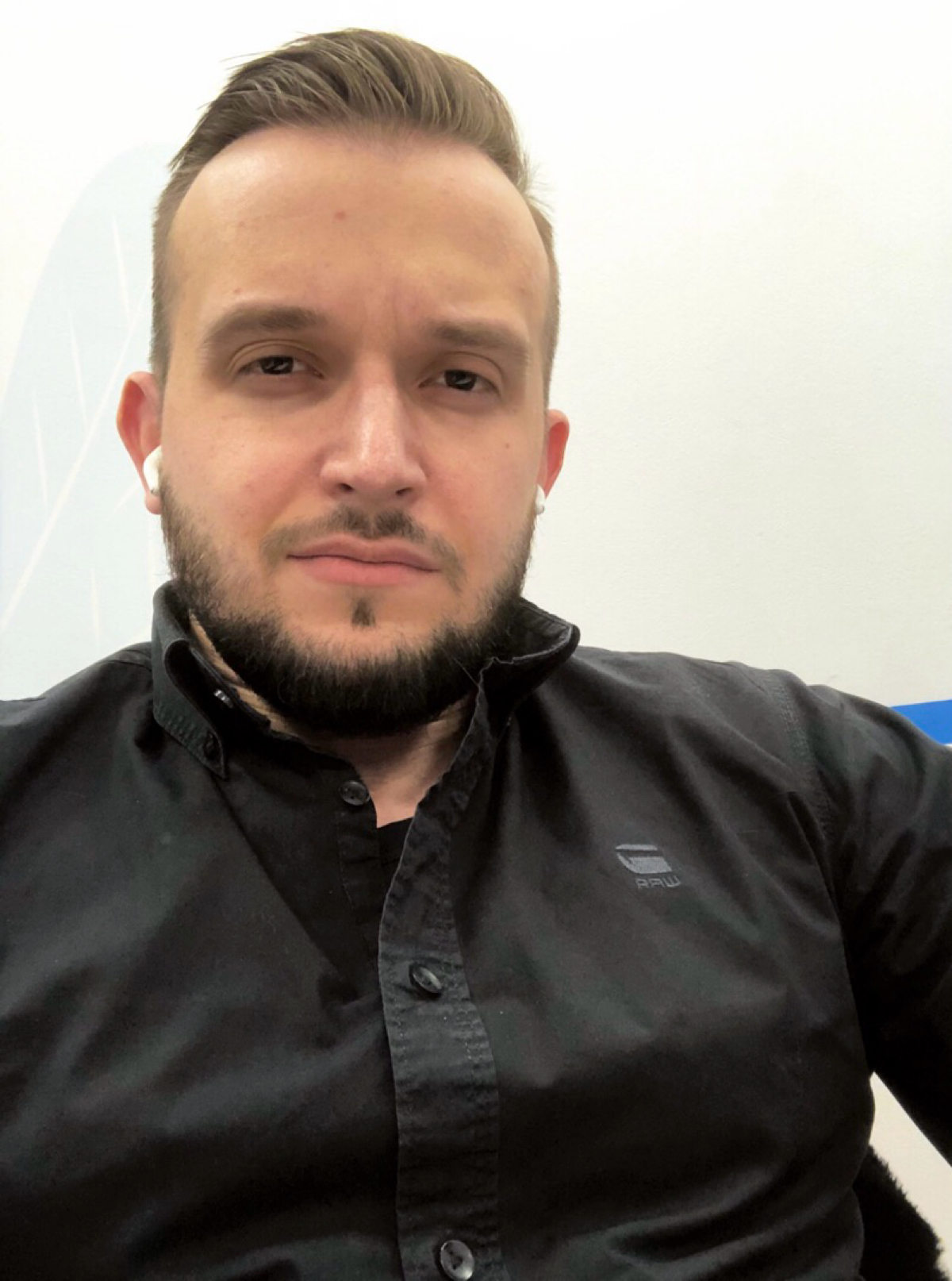 Артур Иконников