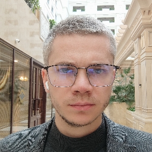 Денис Сакал | Сетка — социальная сеть от hh.ru