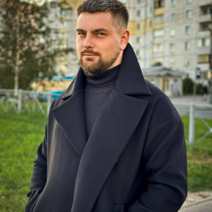 Денис Сыромятников