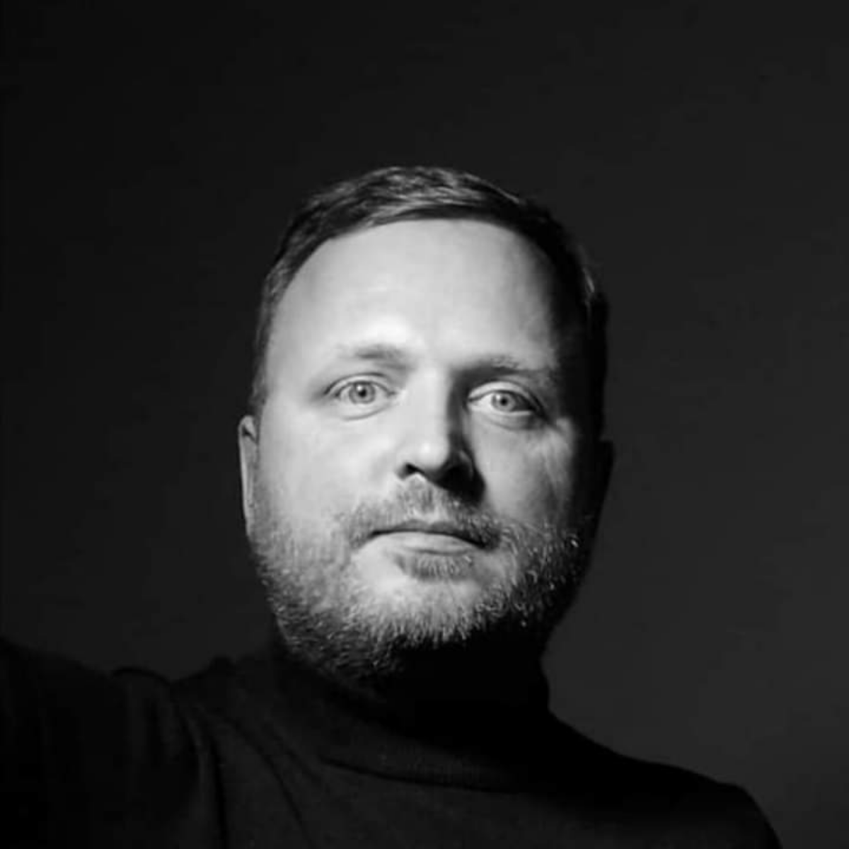 Evgenyi Kruglov | Сетка — социальная сеть от hh.ru