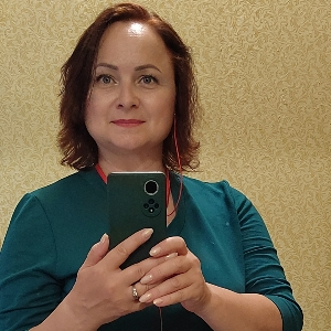 Александра Логинова