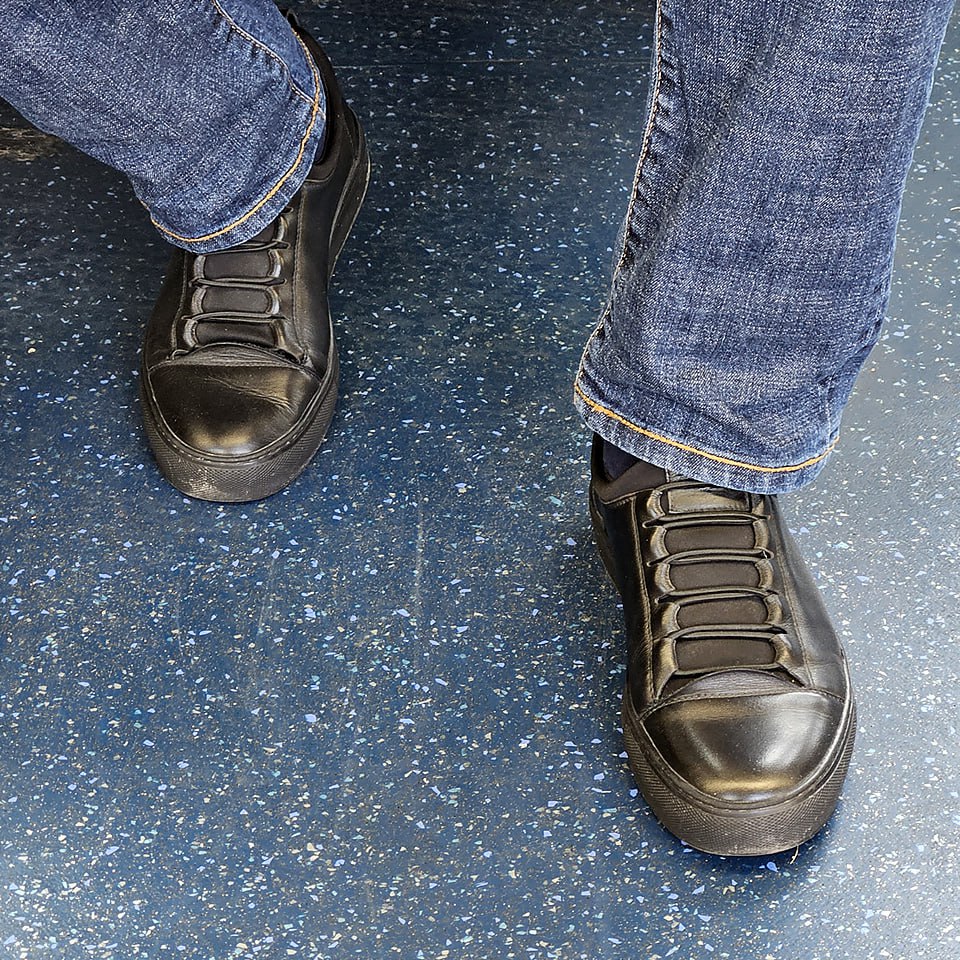 Порой бывает сложно определить тип обуви.. | Сетка — социальная сеть от hh.ru