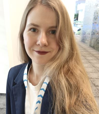 Яна Сафронова