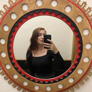 Марина Ли | Сетка — социальная сеть от hh.ru