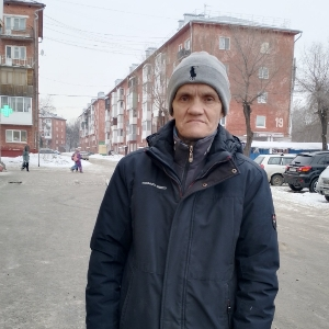 Олег Артемьев