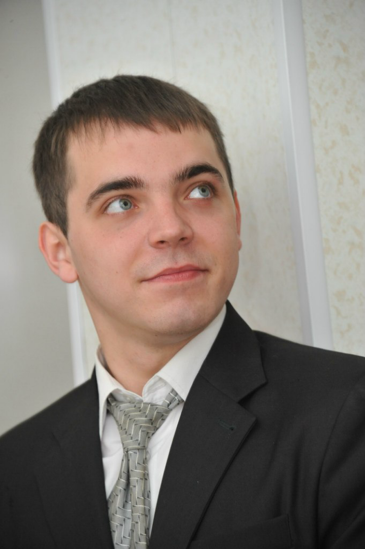 Владислав Лопатин