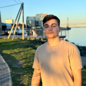 Никита Фарафонов | Сетка — социальная сеть от hh.ru