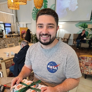 Константин Демин