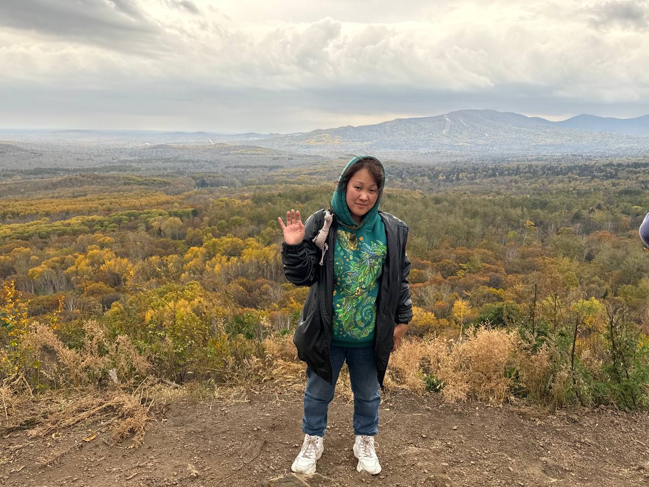 Про день Третий: Завершение проекта
Вчера состоялась поездка в Хехцирский заказник, где был трекинг до горы, прогулка по лесу Дружбы, подъём на Змеиную сопку | Сетка — социальная сеть от hh.ru