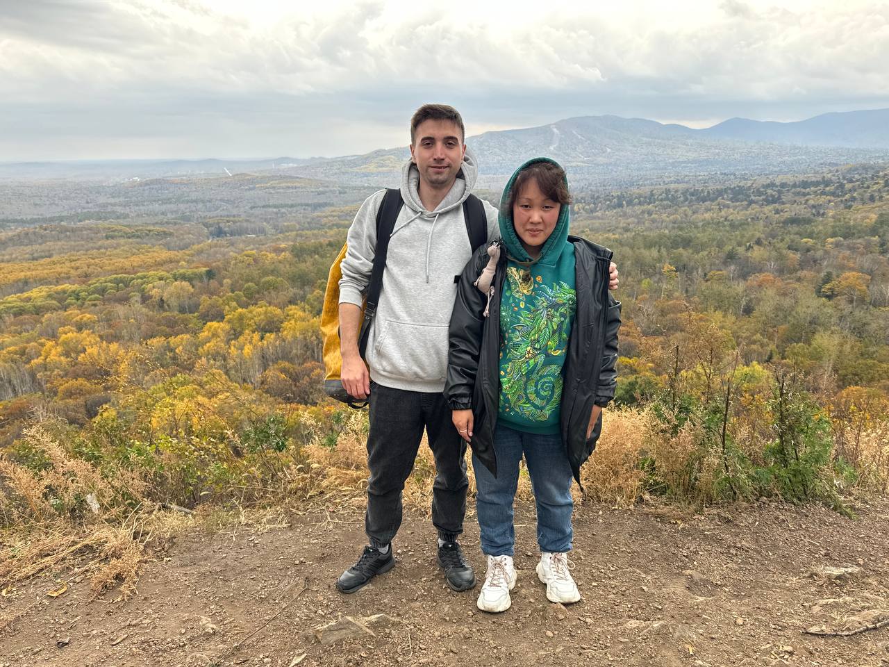 Про день Третий: Завершение проекта
Вчера состоялась поездка в Хехцирский заказник, где был трекинг до горы, прогулка по лесу Дружбы, подъём на Змеиную сопку | Сетка — социальная сеть от hh.ru