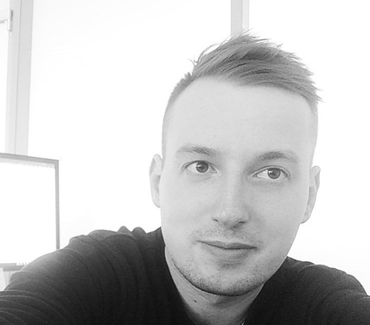 Максим Конельский