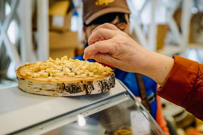 🌽 Совсем скоро в Москве пройдет масштабный праздник урожая
С 4 по 13 октября
В гастрономическом меню — специальные сезонные блюда с тыквой и пряностями, особые рецепты от столичных шеф-поваров и много... | Сетка — социальная сеть от hh.ru