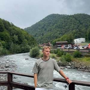 Олег Жданов | Сетка — социальная сеть от hh.ru