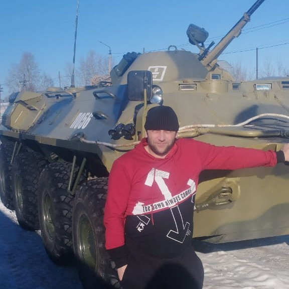 Денис Чешуин