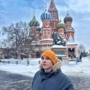 Александр Лебедев