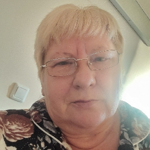 Елена Азанова