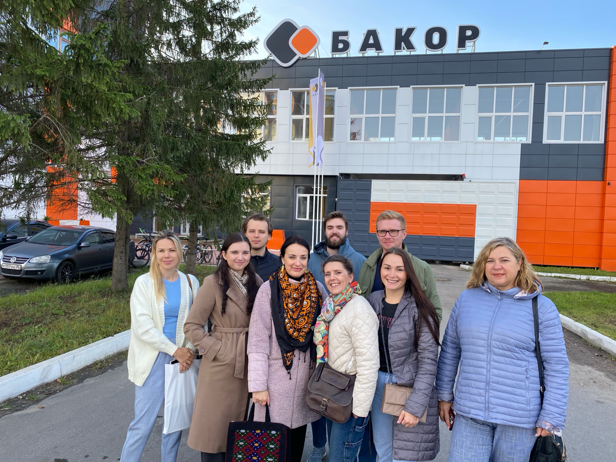 Наш курс в Вологде в полном разгаре!
Вчера учились, сегодня на экскурсии были на изумительном промышленном предприятии!
Завтра будет тренинг, спикер - Мария Егорова
А послезавтра - семинар Натальи Бур... | Сетка — социальная сеть от hh.ru