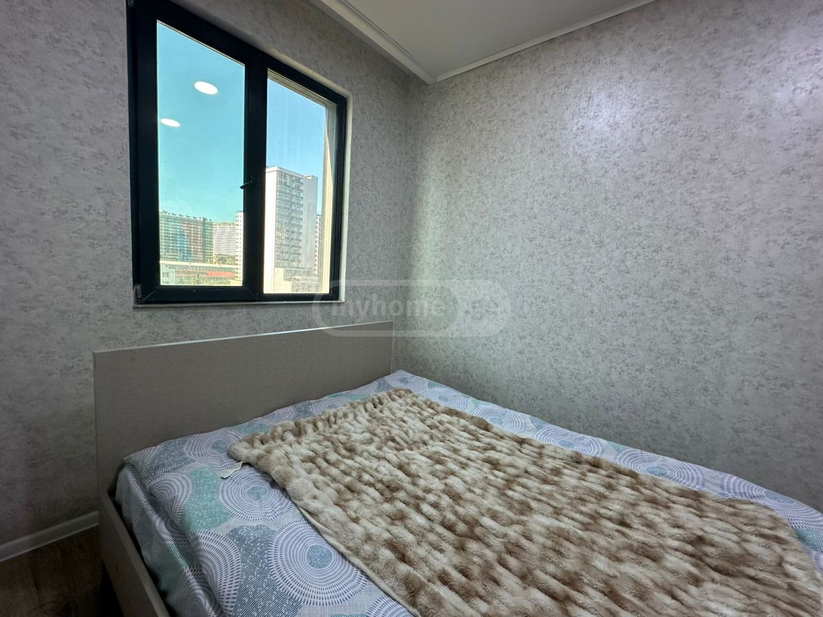 🤎🤎🤎🤎
Батуми, 1-й переулок Ангиса, 23
📍Локация на карте
— Продаётся уютная двухкомнатная квартира под ключ в красивой новостройке
— В квартире выполнен евро ремонт, а также имеется все необходимое для ... | Сетка — социальная сеть от hh.ru