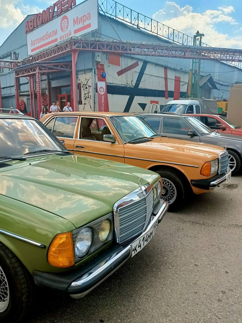 🚙 Бесплатные выставки Mercedes-Benz и Dreamcars в Автомузее
☑️ 5 октября с 14:00 до 17:00
Закрытие сезона для владельцев классических Мерседесов
Регистрация для участников
☑️ 6 октября с 14:00 до 17:0... | Сетка — социальная сеть от hh.ru