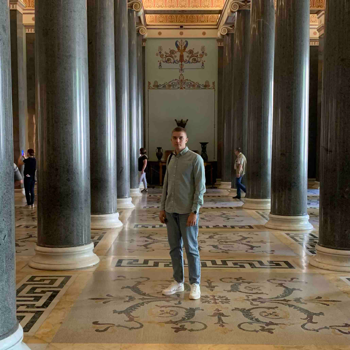 Александр Кондрашов | Сетка — социальная сеть от hh.ru