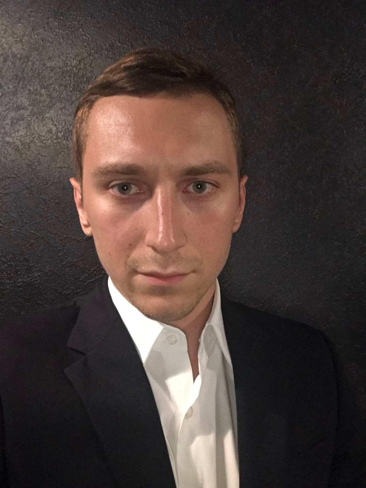 Дмитрий Халатов