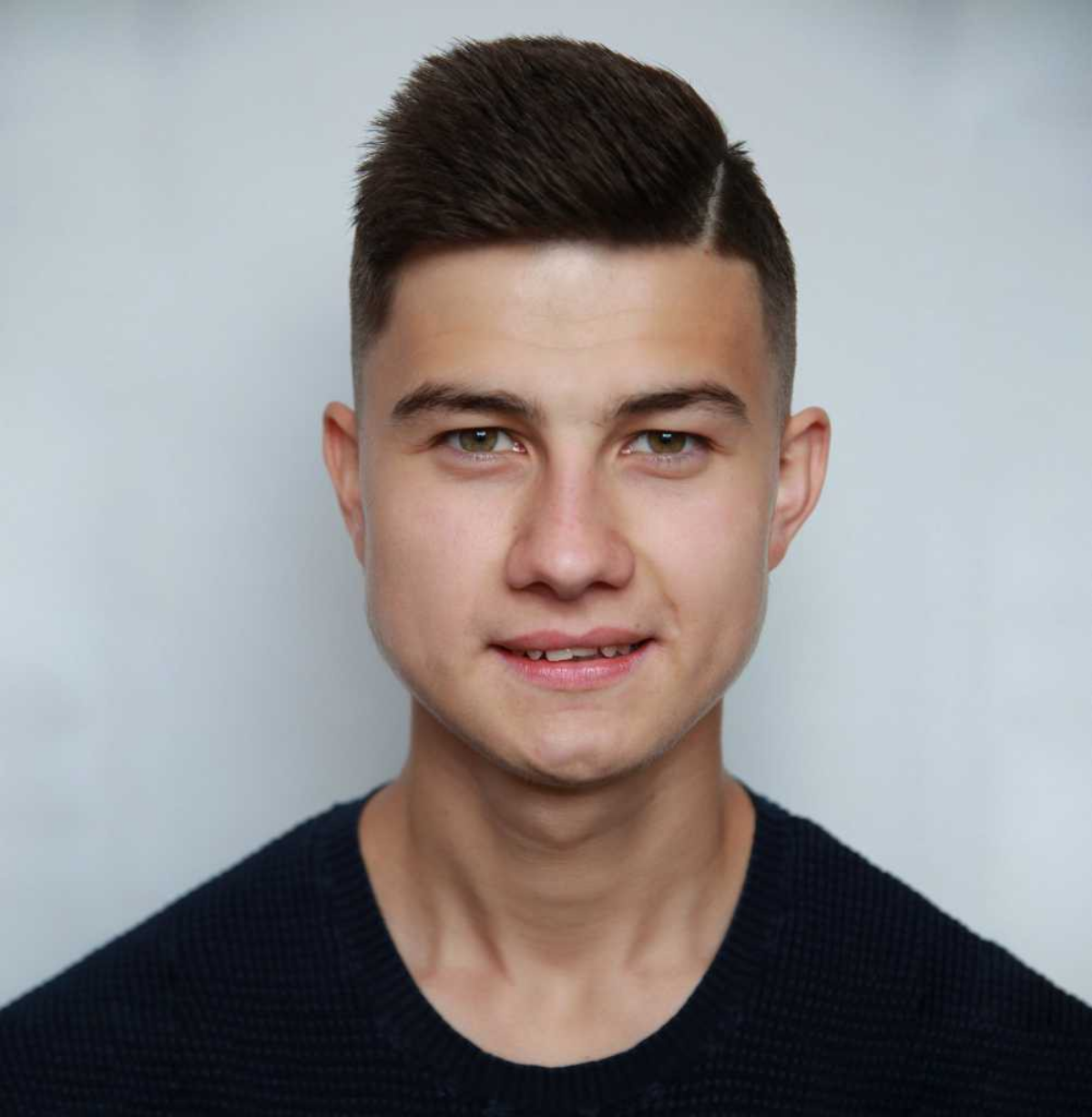 Alex Tsoy | Сетка — социальная сеть от hh.ru